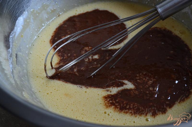 Фото приготовление рецепта: Шоколадный пирог с рикоттой шаг №4
