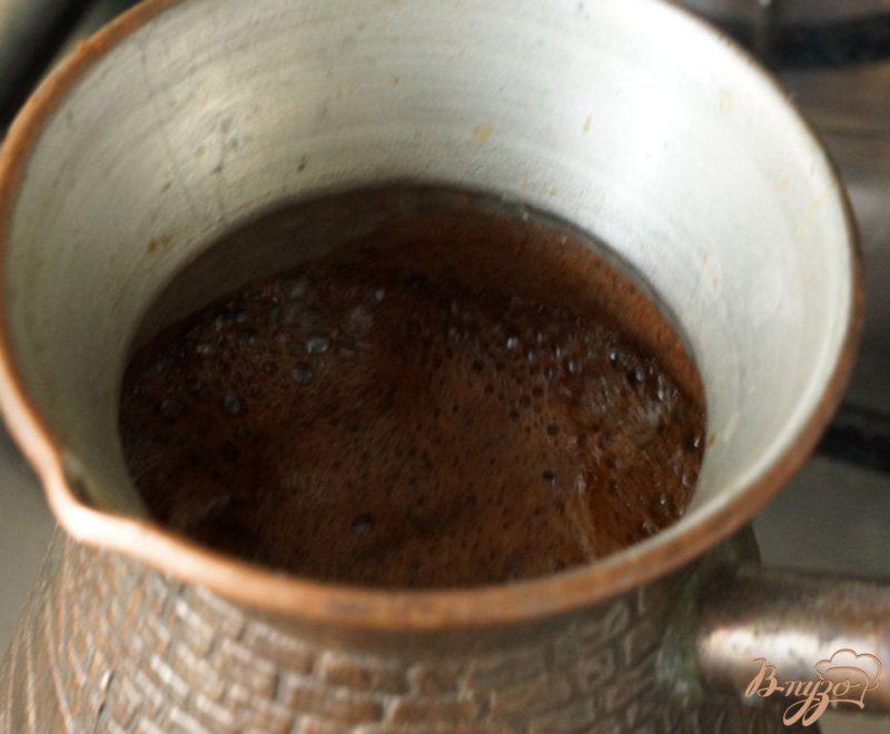 Фото приготовление рецепта: Кофе с инжиром по-английски шаг №5