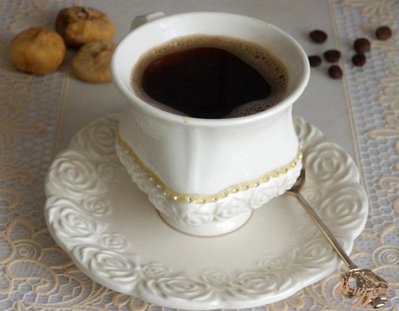 Фото приготовление рецепта: Кофе с инжиром по-английски шаг №6