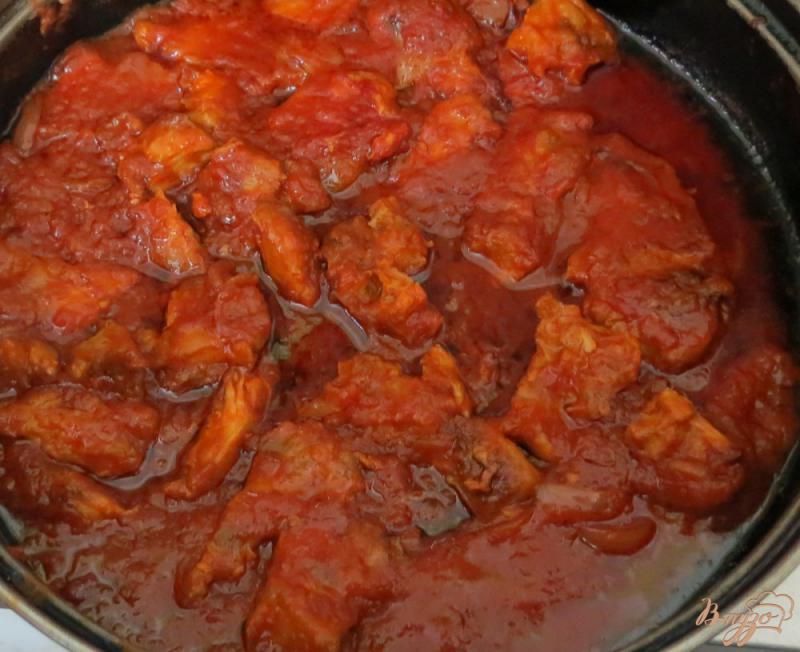 Фото приготовление рецепта: Капуста тушёная острая с томатом шаг №10