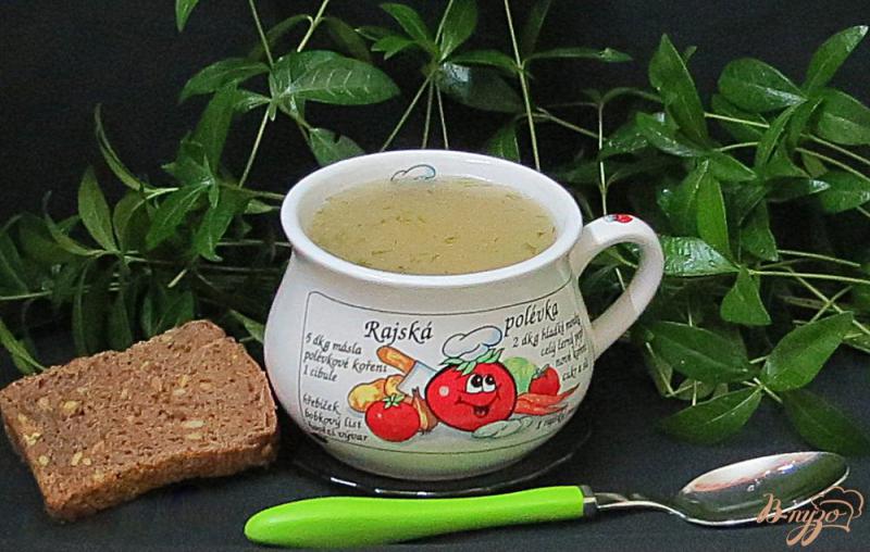 Фото приготовление рецепта: Суп с лисичками шаг №8