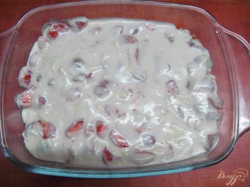 Фото приготовление рецепта: Пирожное из морозильника шаг №13