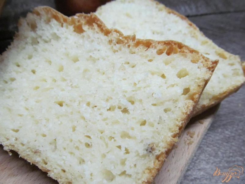 Фото приготовление рецепта: Хлеб на кислом молоке с манкой шаг №11