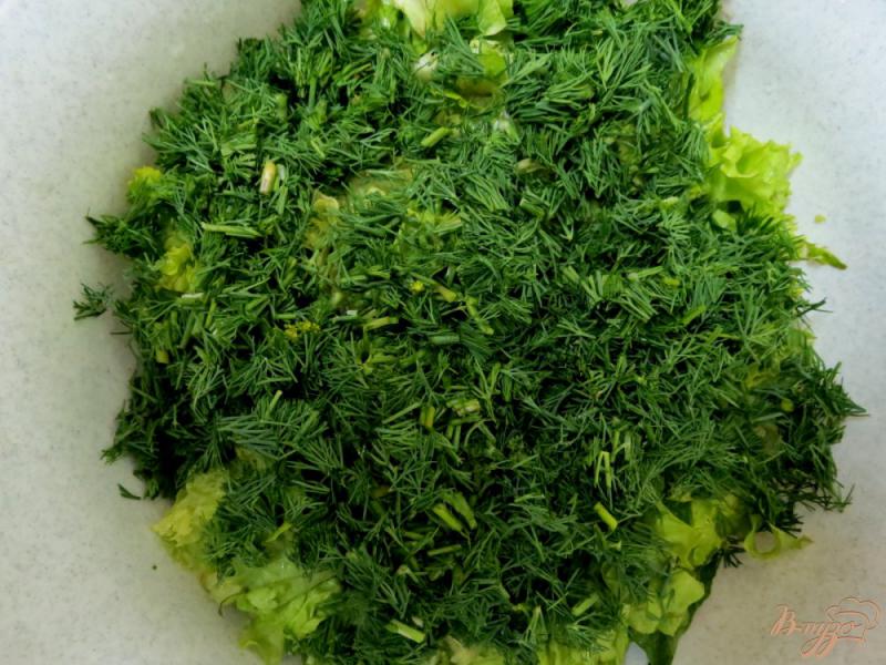 Фото приготовление рецепта: Зелёный витаминный салат шаг №5