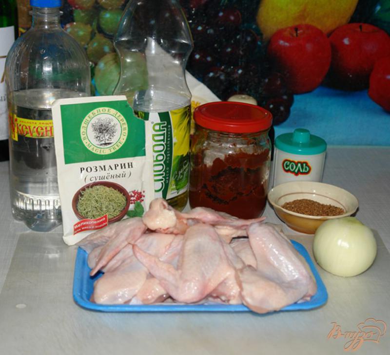 Фото приготовление рецепта: Куриные крылышки в имбирном маринаде шаг №1