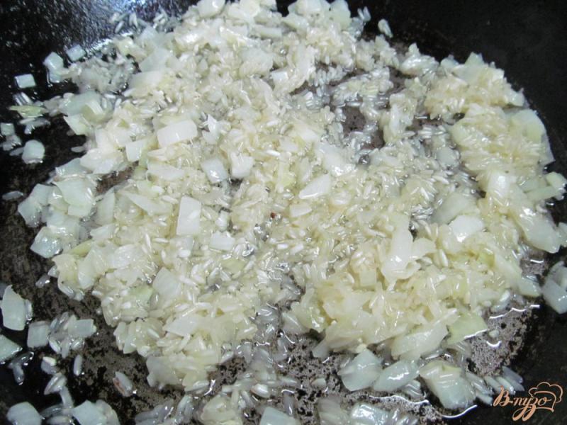 Фото приготовление рецепта: Рисовый крем с домашними колбасками шаг №2
