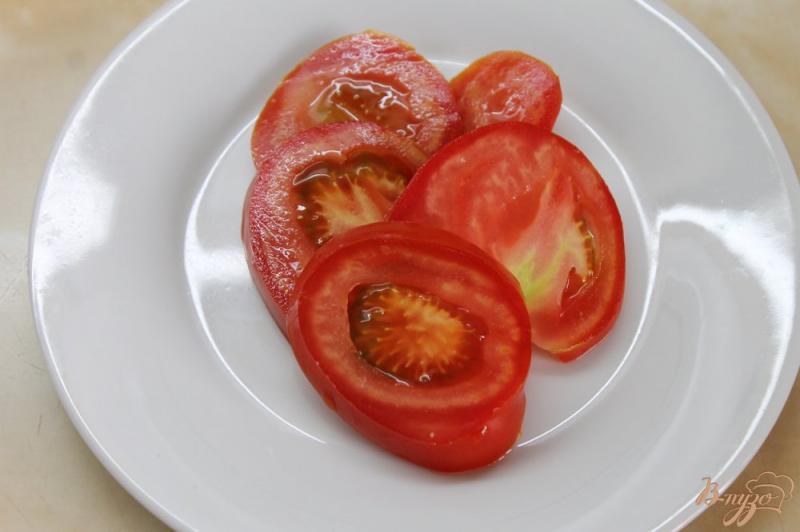 Фото приготовление рецепта: Закуска с рукколой и помидорами шаг №4