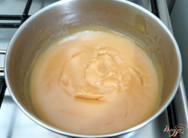 Фото приготовление рецепта: Творожная запеканка с заварным кремом. шаг №3