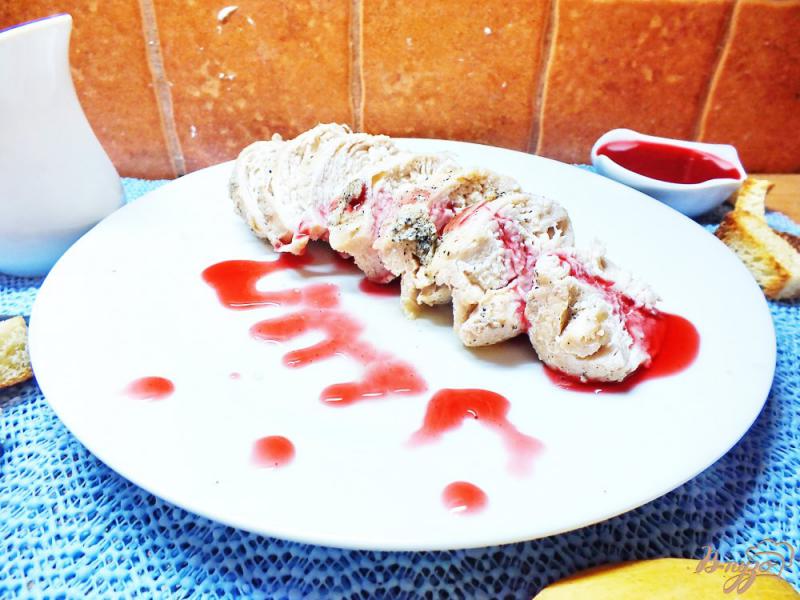 Фото приготовление рецепта: Соус вишнево - смородиновый к мясу шаг №6