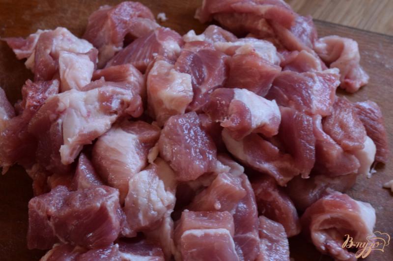 Фото приготовление рецепта: Подлива из свинины по-домашнему шаг №2