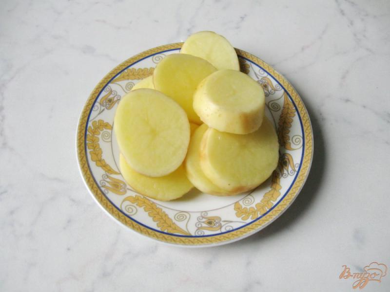 Фото приготовление рецепта: Картофель запечённый с кабачками и грибами. шаг №1