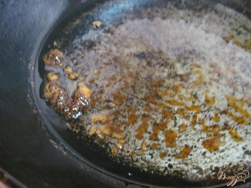 Фото приготовление рецепта: Куриные ножки с овощами в соевом соусе шаг №2