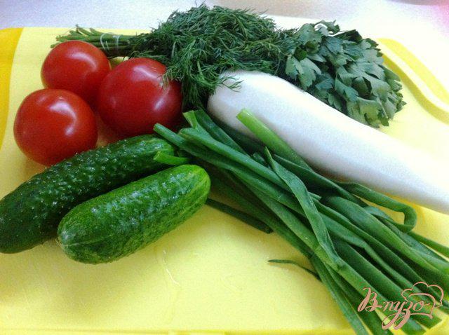 Фото приготовление рецепта: Овощной салат с дайконом шаг №1