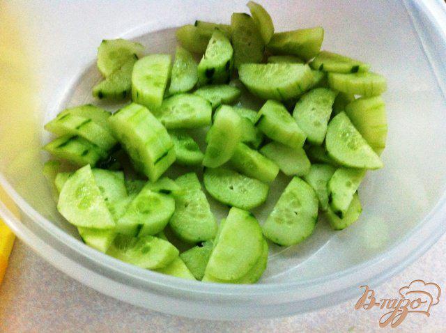 Фото приготовление рецепта: Овощной салат с дайконом шаг №2