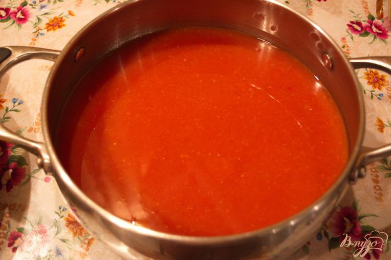 Фото приготовление рецепта: Томатный соус из сока шаг №2