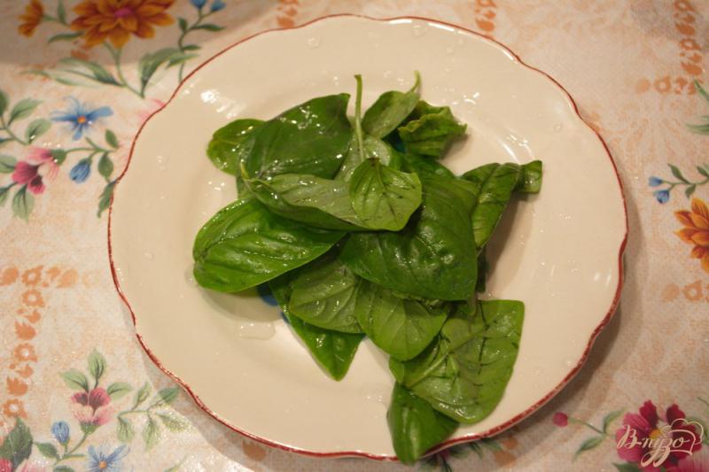 Фото приготовление рецепта: Средиземноморский салат с йогуртом шаг №2