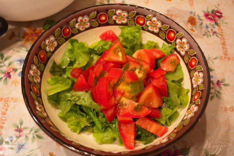 Фото приготовление рецепта: Средиземноморский салат с йогуртом шаг №3
