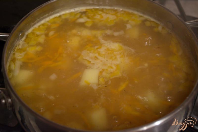 Фото приготовление рецепта: Гороховый суп с картофелем ( без мяса) шаг №6