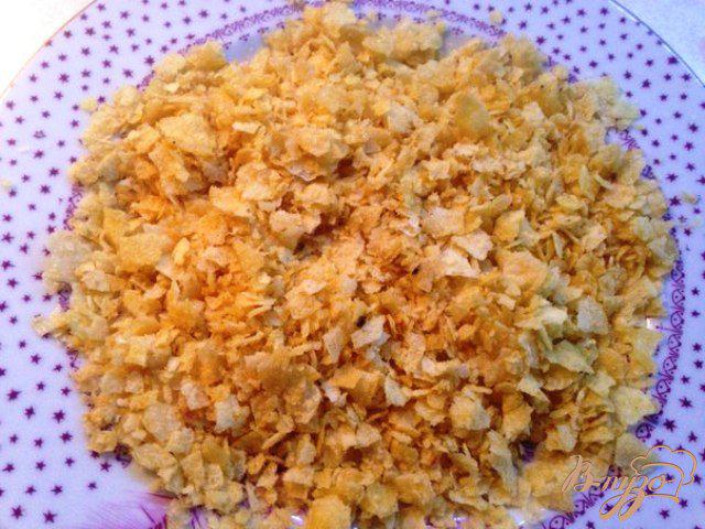 Фото приготовление рецепта: Куриное филе в сырно-чипсовой панириовке шаг №5