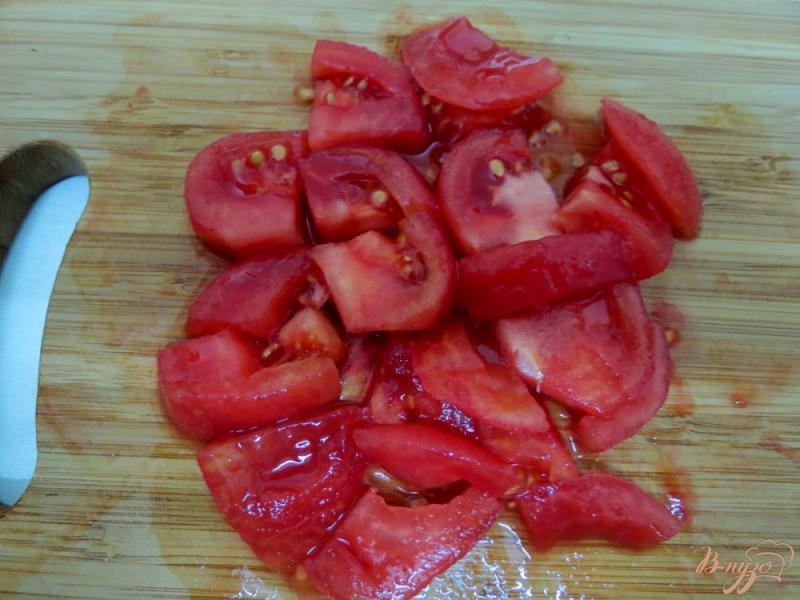 Фото приготовление рецепта: Тёплый салат с кабачками и грибами шаг №5