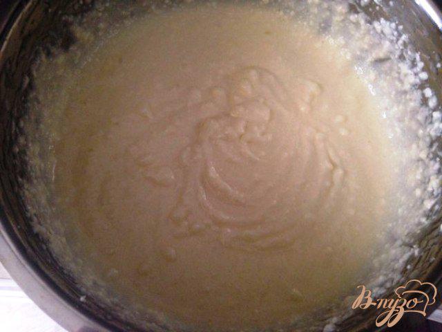 Фото приготовление рецепта: Венгерская ватрушка с шоколадной заливкой шаг №4