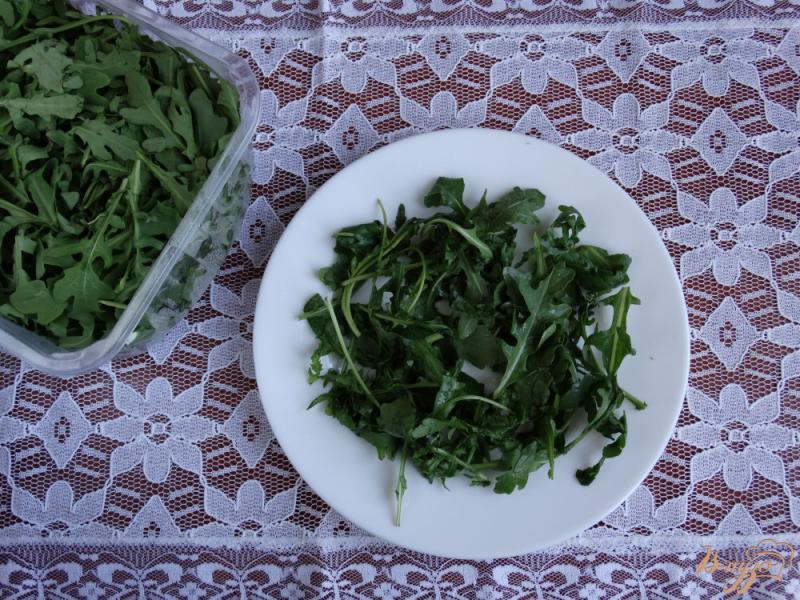 Фото приготовление рецепта: Салат с рукколой и говядиной шаг №3