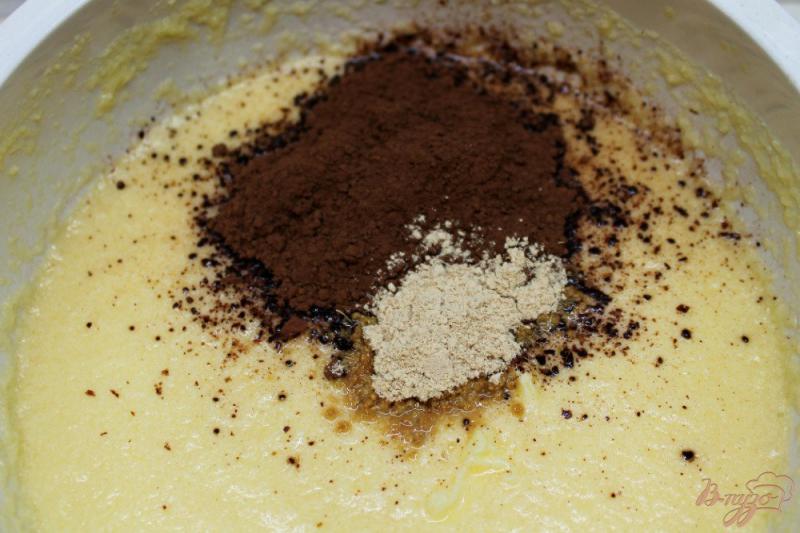 Фото приготовление рецепта: Шоколадный торт с творожным кремом шаг №4