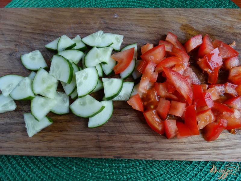 Фото приготовление рецепта: Салат с авокадо и рисом шаг №1