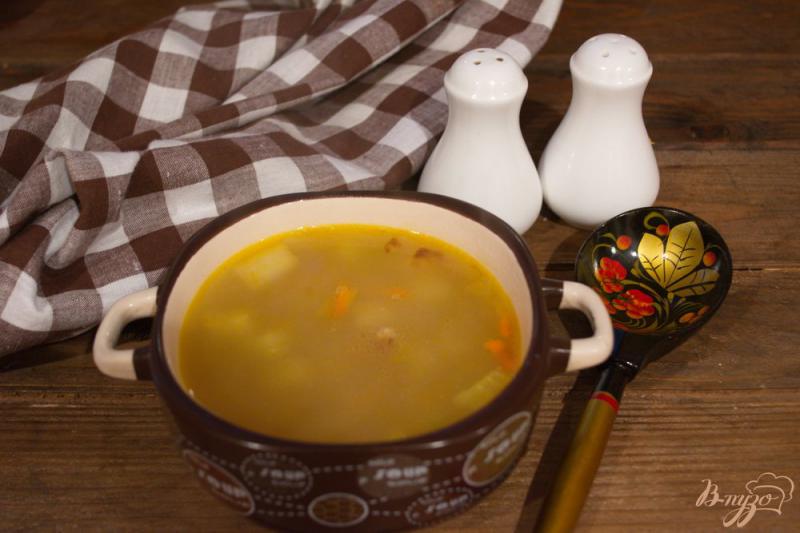 Фото приготовление рецепта: Суп с копченым окорочком шаг №5