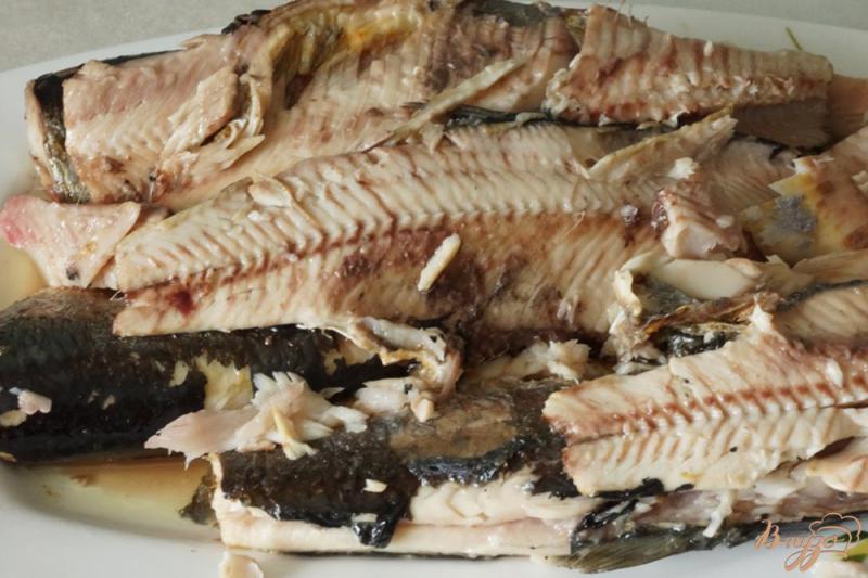 Фото приготовление рецепта: Консервы из рыбы в томате шаг №8