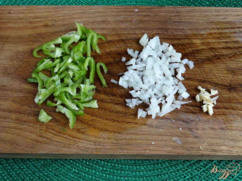 Фото приготовление рецепта: Суп с зеленой гречкой фрикадельками и цветной капустой шаг №9