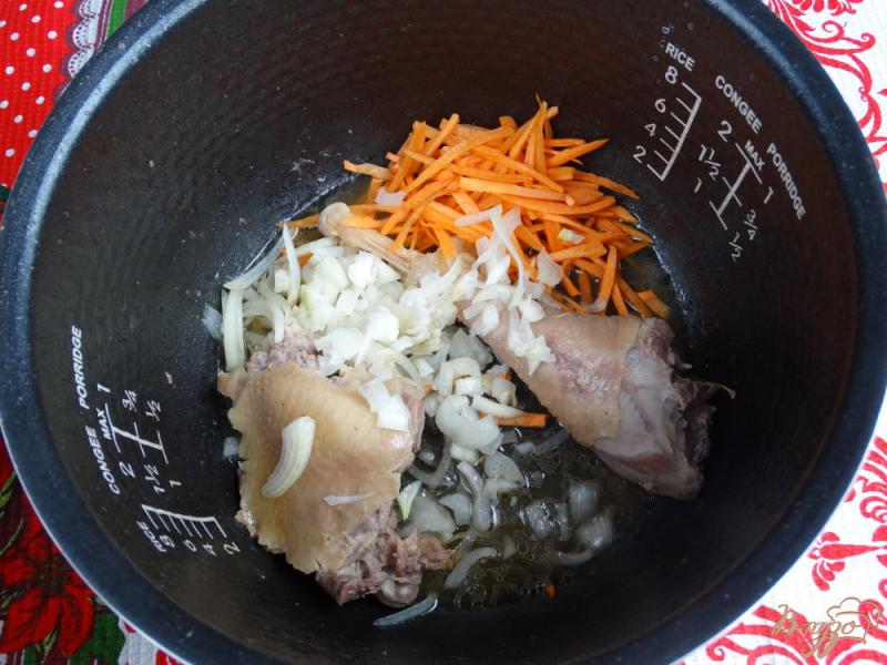 Фото приготовление рецепта: Пилав из риса и вермишели с индейкой шаг №2