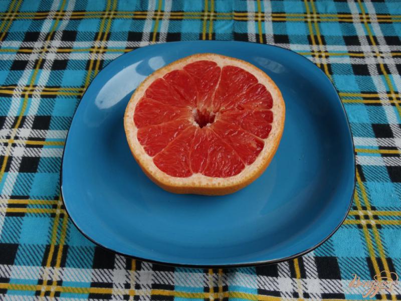 Фото приготовление рецепта: Запеченный грейпфрут Гавайский шаг №1