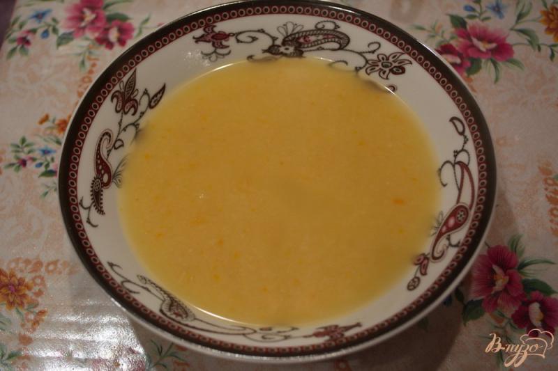 Фото приготовление рецепта: Куриный суп-пюре с кабачком шаг №6