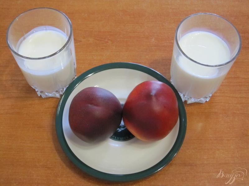 Фото приготовление рецепта: Смузи из персиков с йогуртом шаг №1
