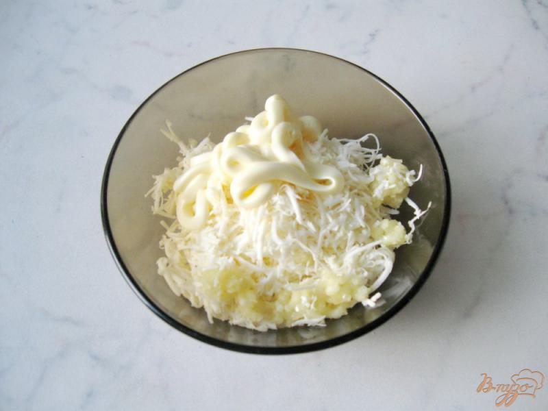 Фото приготовление рецепта: Закуска из кабачков и сыра. шаг №9