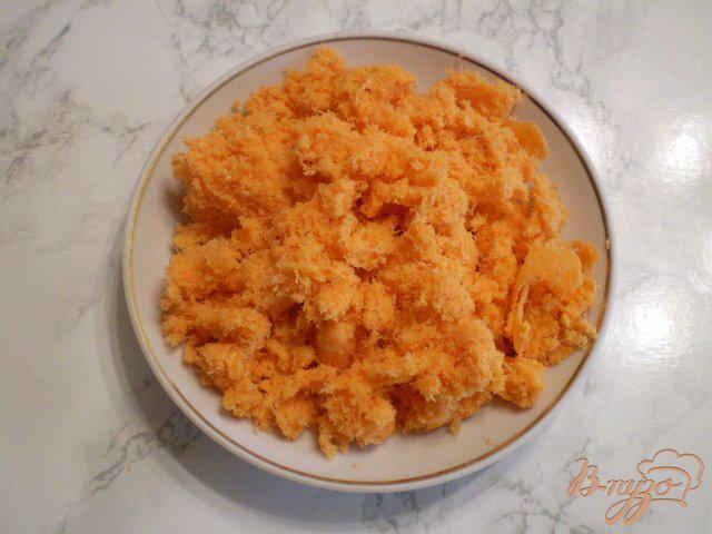 Фото приготовление рецепта: Морковный бисквит шаг №2