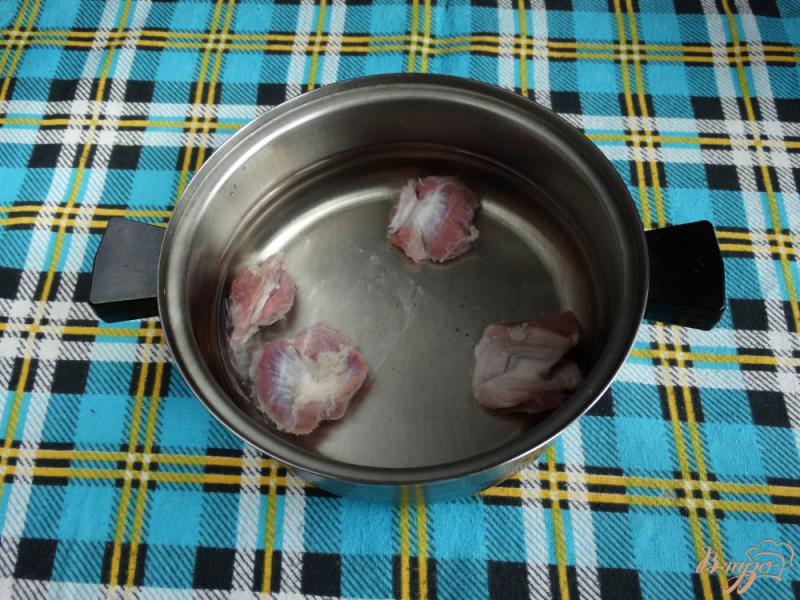 Фото приготовление рецепта: Суп с куриными желудочками и орзо шаг №1