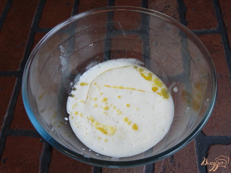 Фото приготовление рецепта: Кекс с грушей и сливочным сыром шаг №4