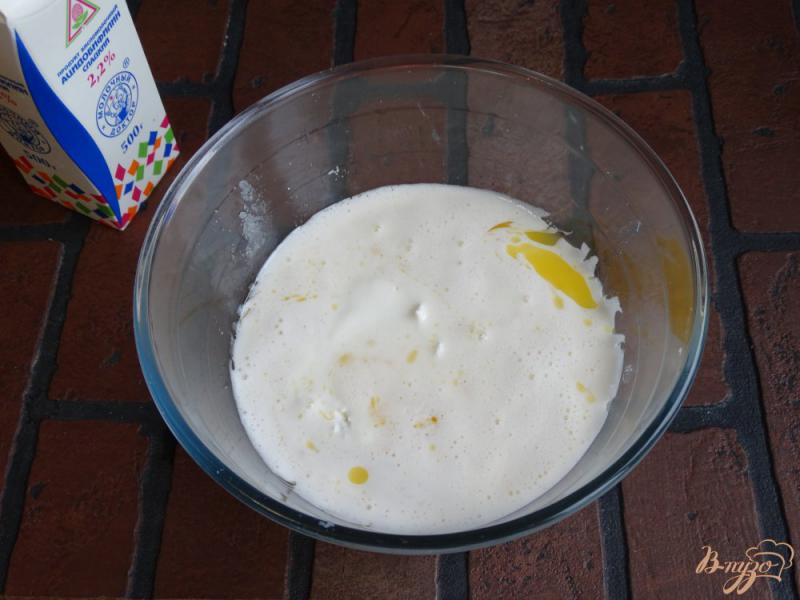 Фото приготовление рецепта: Кекс с грушей и сливочным сыром шаг №7