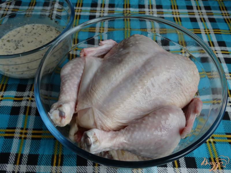 Фото приготовление рецепта: Курица в кефирно-пряном маринаде шаг №5