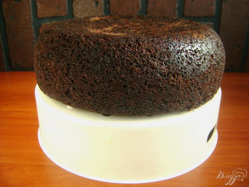 Фото приготовление рецепта: Шоколадный бисквит в мультиварке шаг №9