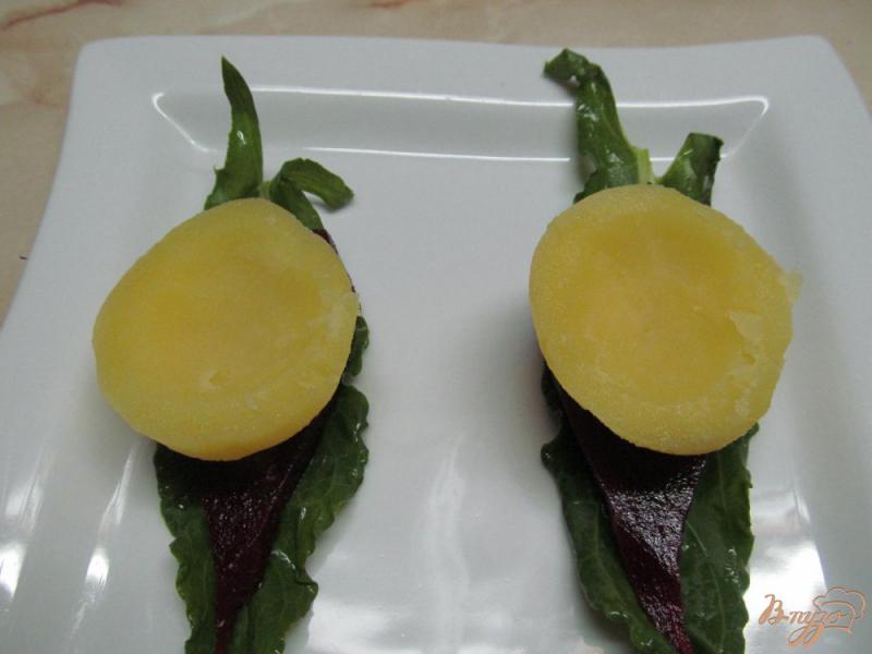 Фото приготовление рецепта: Картофель фаршированный пастой из икры сельди шаг №5