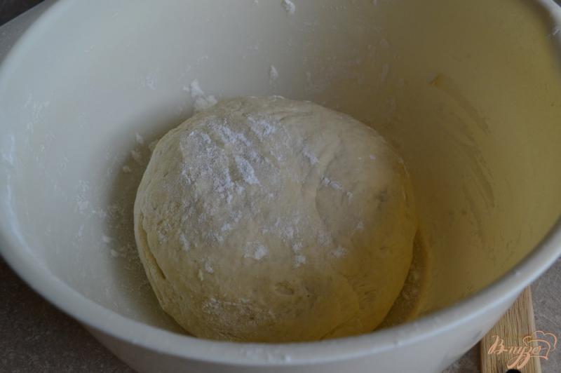 Фото приготовление рецепта: Хлебные булочки с медом шаг №4