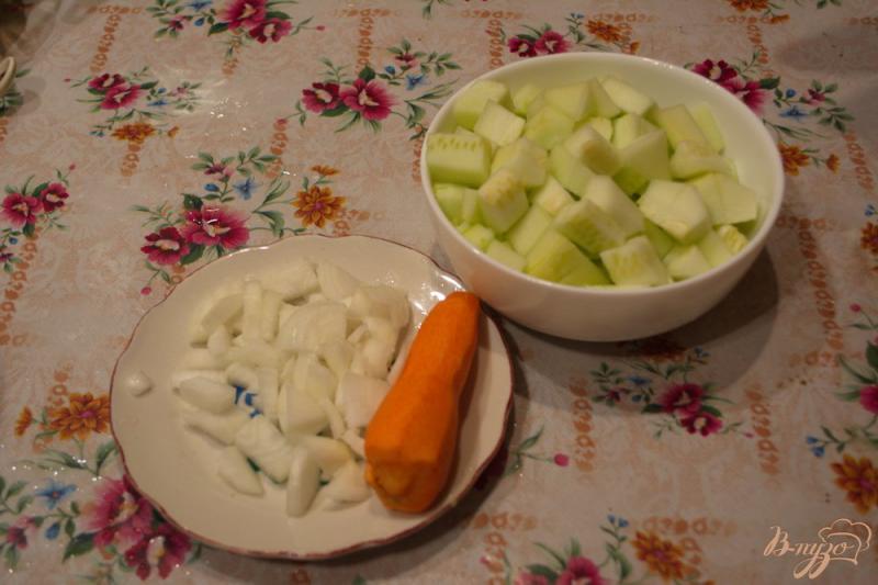 Фото приготовление рецепта: Овощное рагу с баклажаном шаг №2