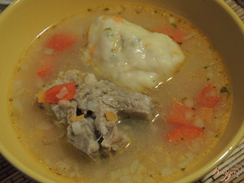 Фото приготовление рецепта: Суп с картофельными клецками шаг №14