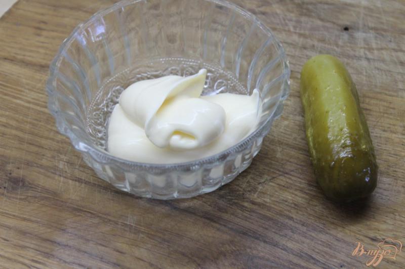 Фото приготовление рецепта: Котлеты с сыром и огуречным соусом шаг №8