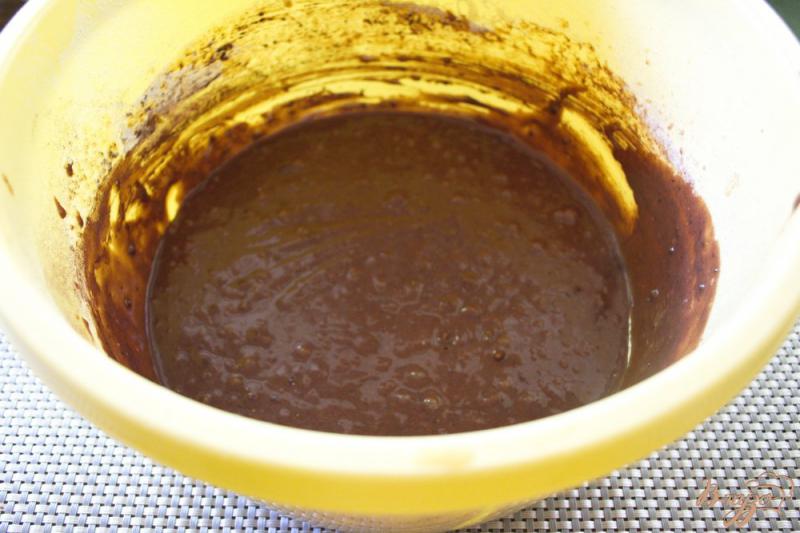 Фото приготовление рецепта: Шоколадный пирог на заварке шаг №4