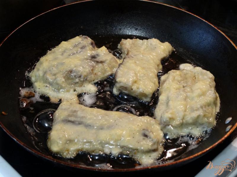 Фото приготовление рецепта: Баклажаны в сырном кляре шаг №11