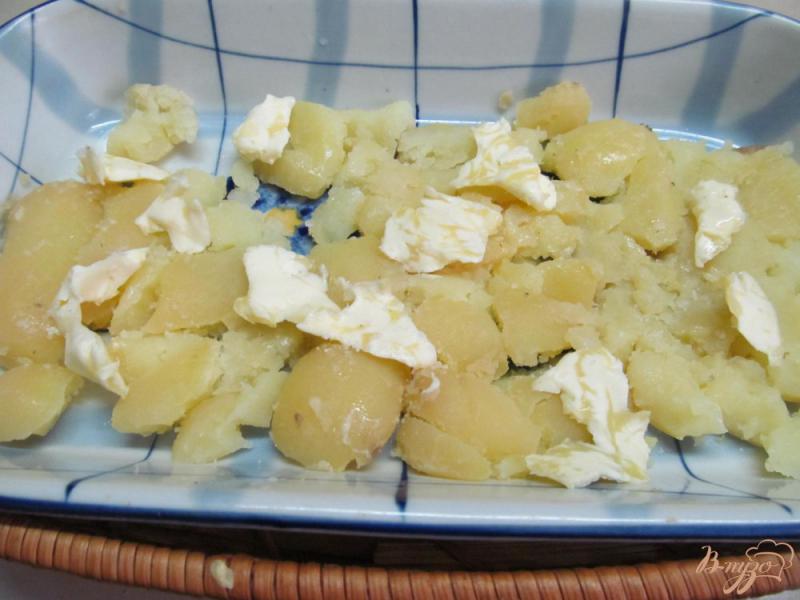 Фото приготовление рецепта: Картофель по-деревенски с грибами и овощами шаг №2